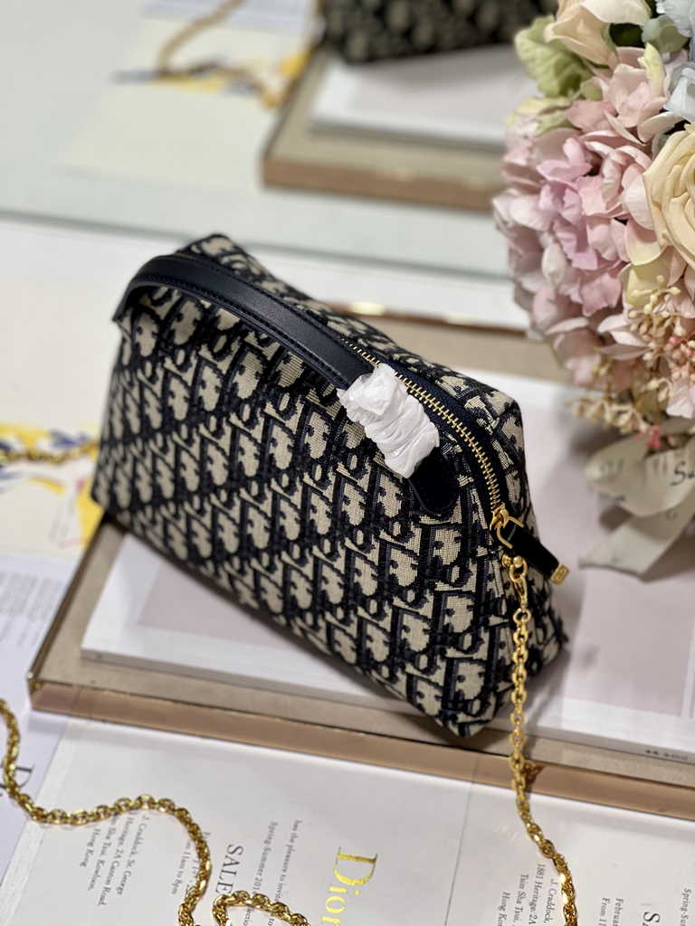 30 Montaigne D-Cosy Mini Bag S2169 Blue Dior Oblique Jacquard - Default Title - View 6