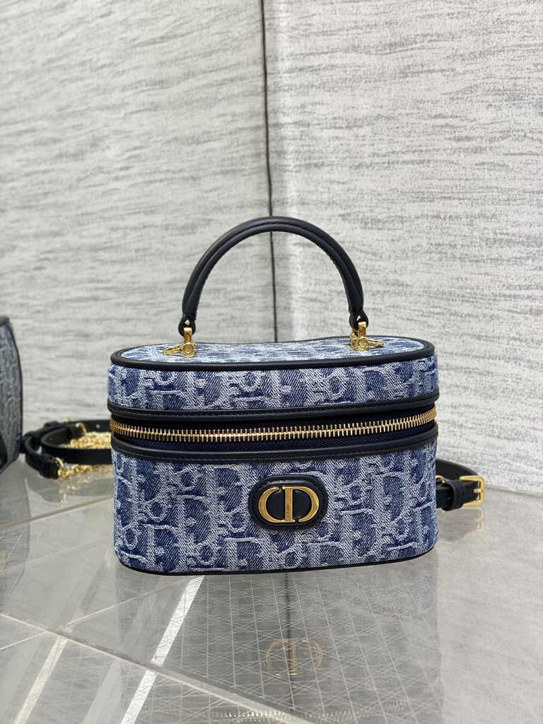 Dior 30 Montaigne Mini Vanity Case S2332 Blue Denim Dior Oblique Jacquard