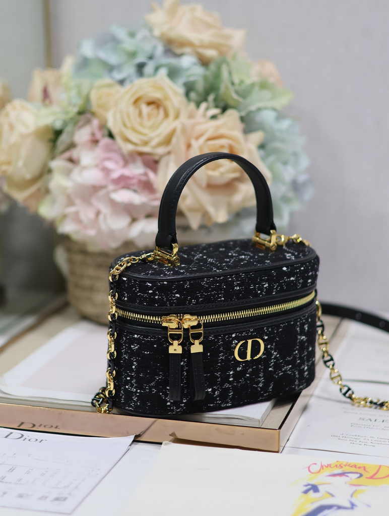 Dior 30 Montaigne Mini Vanity Case S2332 Black Dior Oblique Jacquard