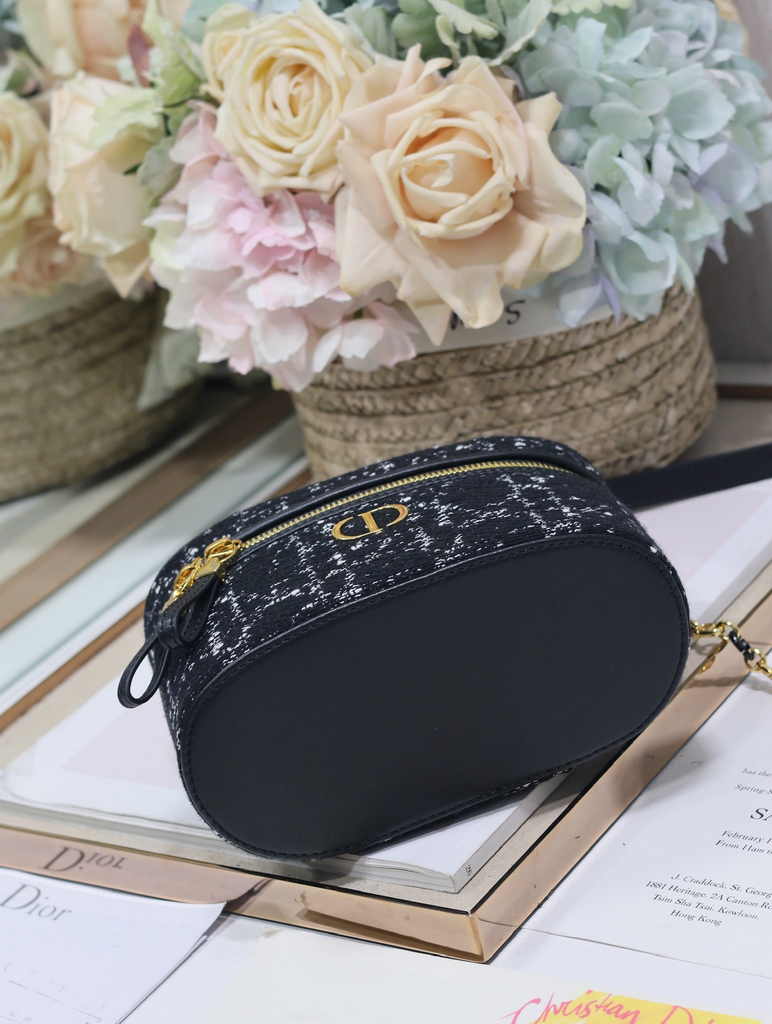 Dior 30 Montaigne Mini Vanity Case S2332 Black Dior Oblique Jacquard