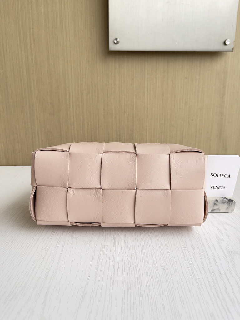 Bottega Veneta Small Brick Cassette 729166 Lambskin Light Pink