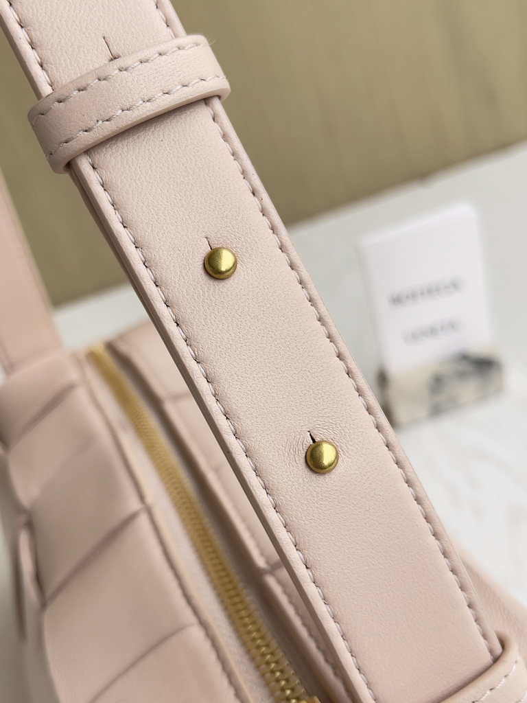 Bottega Veneta Small Brick Cassette 729166 Lambskin Light Pink