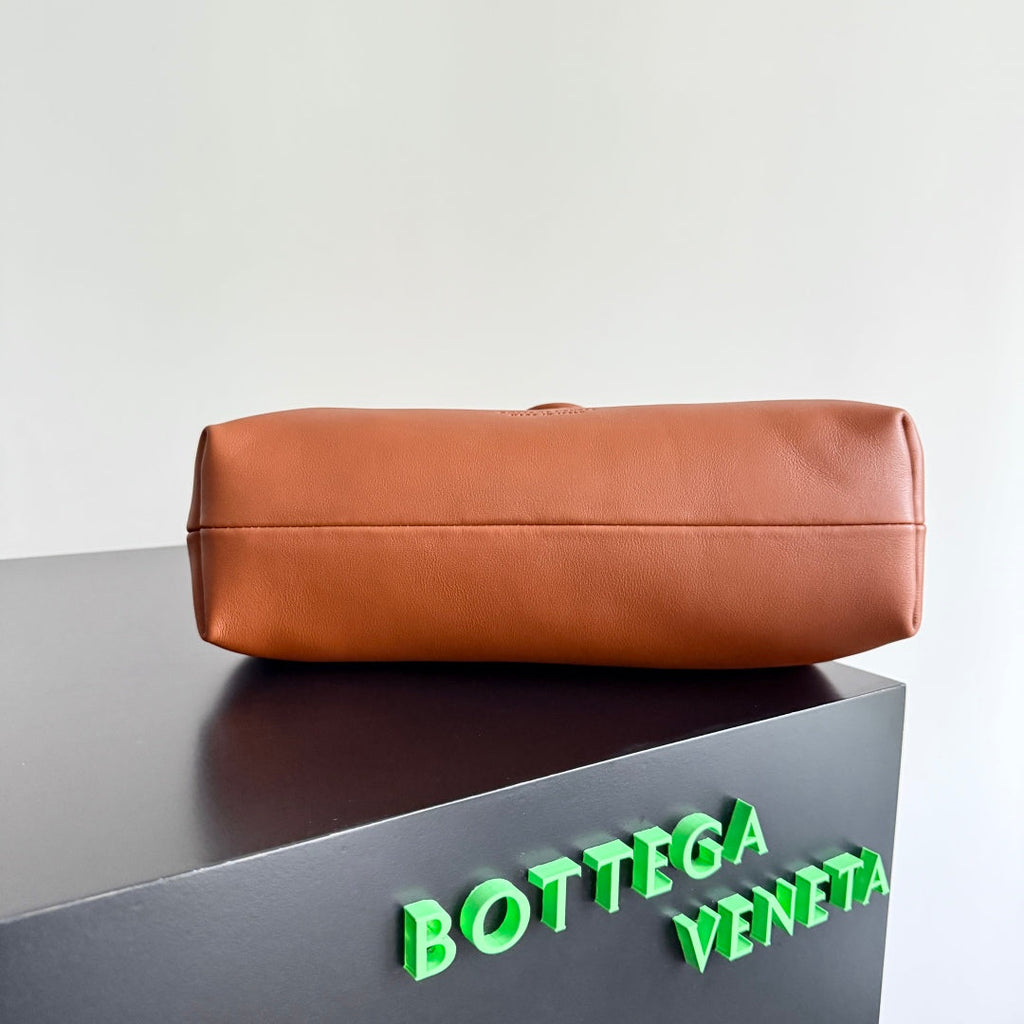 Bottega Veneta Teen Lauren 1980 With Chain 785807 Brown