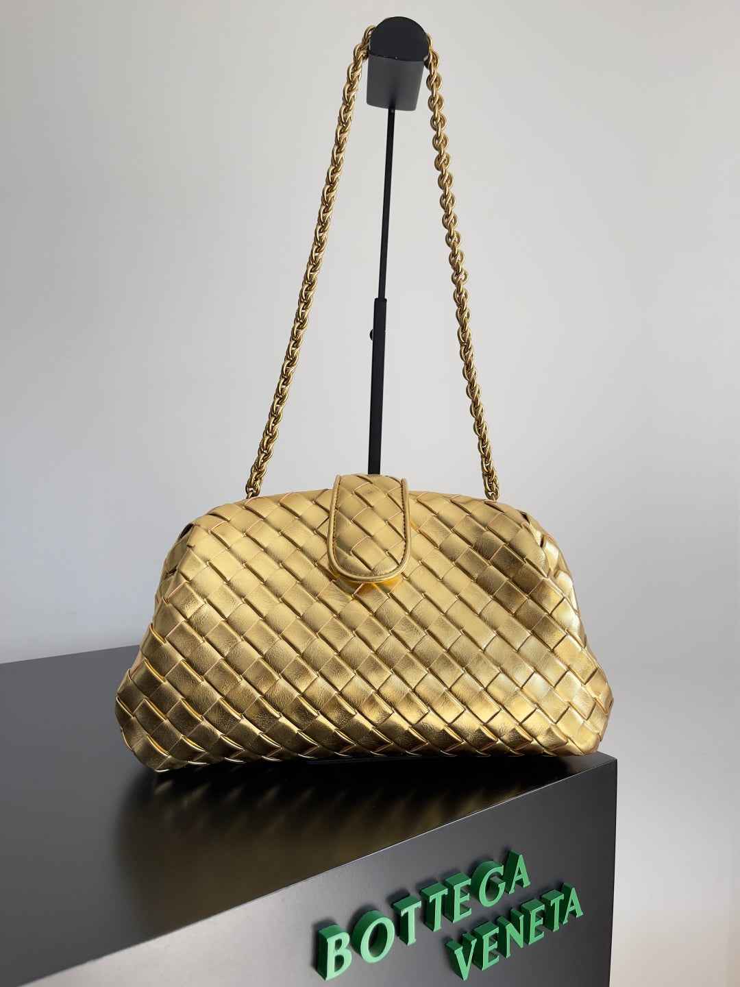 Bottega Veneta Teen Lauren 1980 With Chain 785807 Lambskin Gold