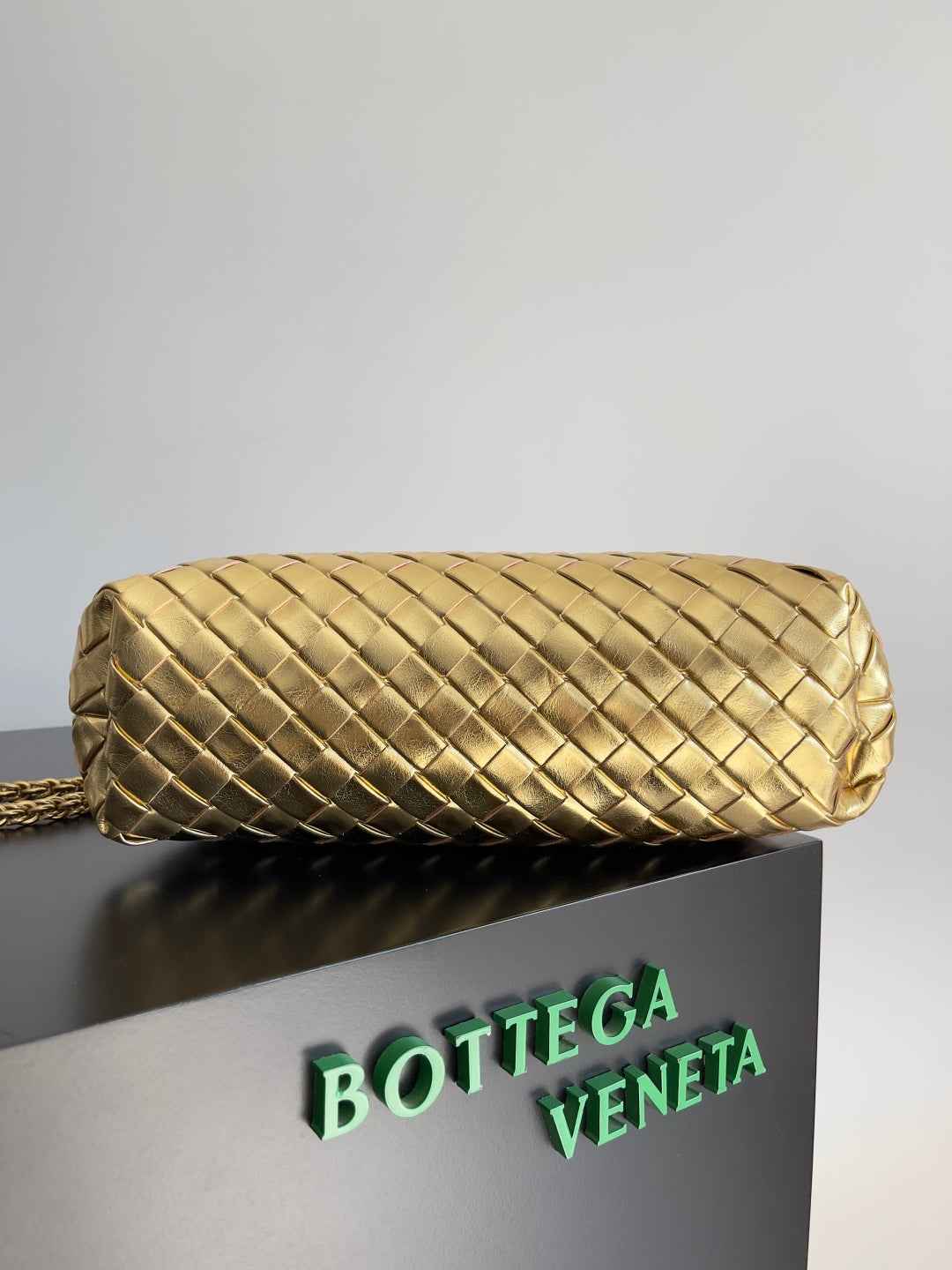 Bottega Veneta Teen Lauren 1980 With Chain 785807 Lambskin Gold
