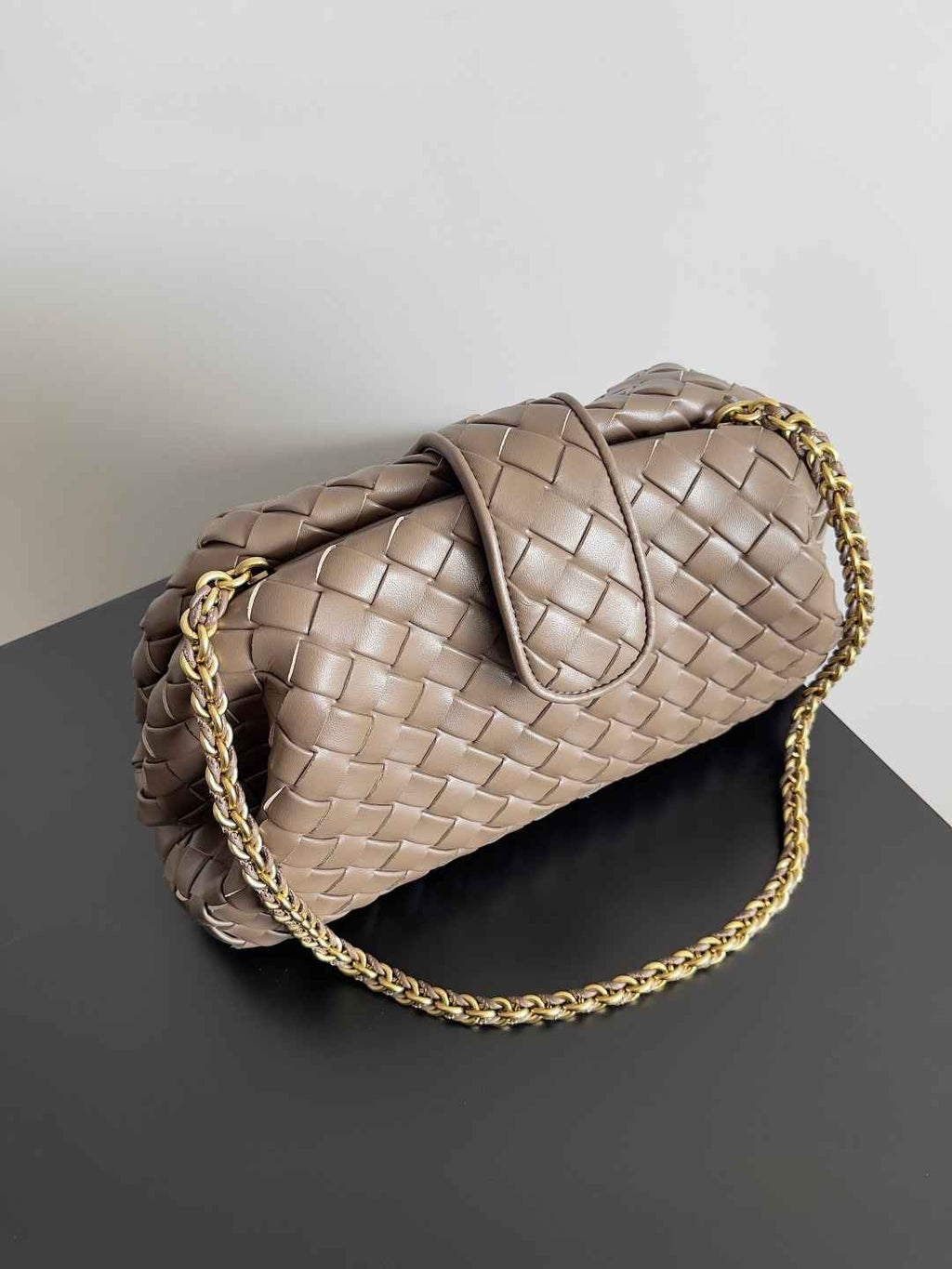 Bottega Veneta Teen Lauren 1980 With Chain 785807 Lambskin Khaki