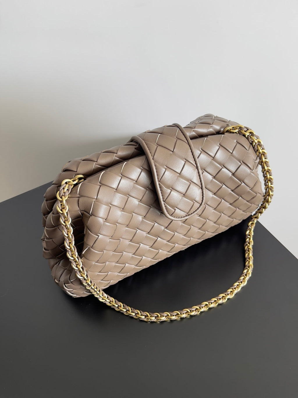 Bottega Veneta Teen Lauren 1980 With Chain 785807 Lambskin Khaki