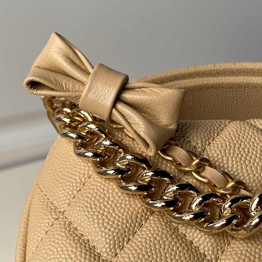 Chanel pouch grained shiny calfskin & gold-tone metal, AP3943 apricot