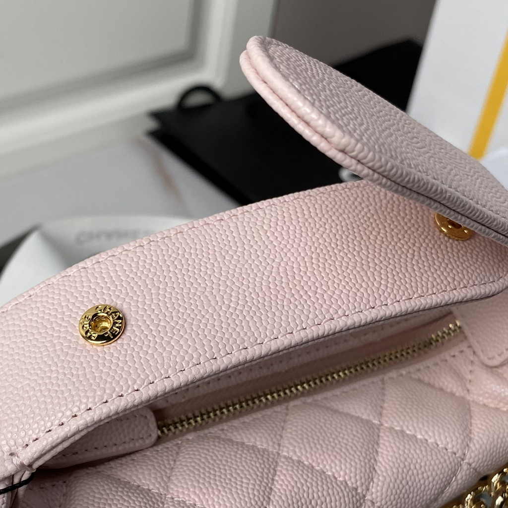 Chanel pouch grained shiny calfskin & gold-tone metal,  AP3943 pink