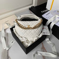 Chanel pouch grained shiny calfskin & gold-tone metal, AP3943 white