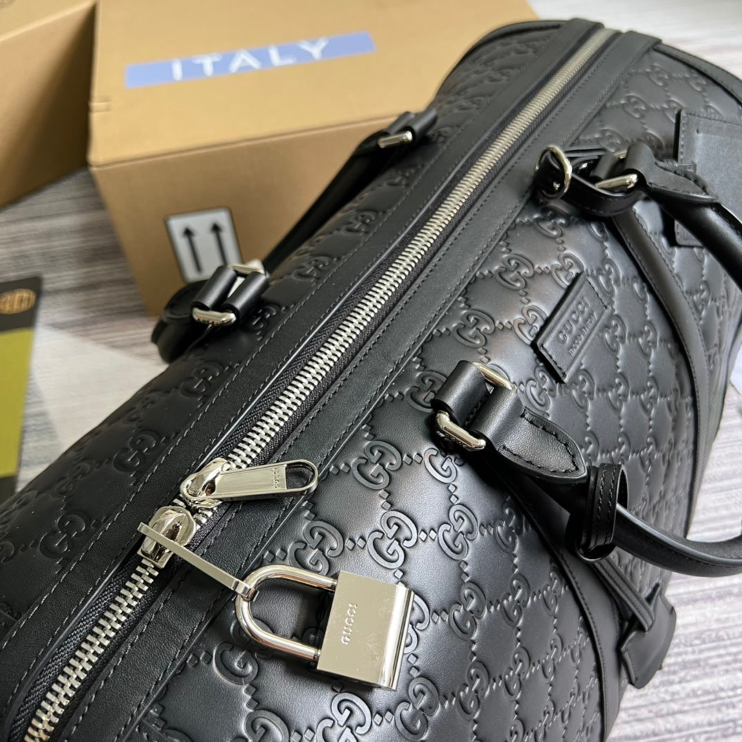 Gucci 406380 Tian GG Supreme duffle Black Leather