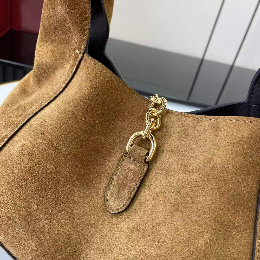 Gucci Softbit medium top handle bag, 837467 in brown suede