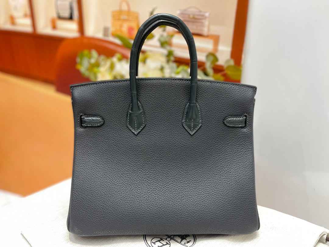 Hermès Birkin Bag Dark Gray Crocodile Togo Gold Hardware H8630