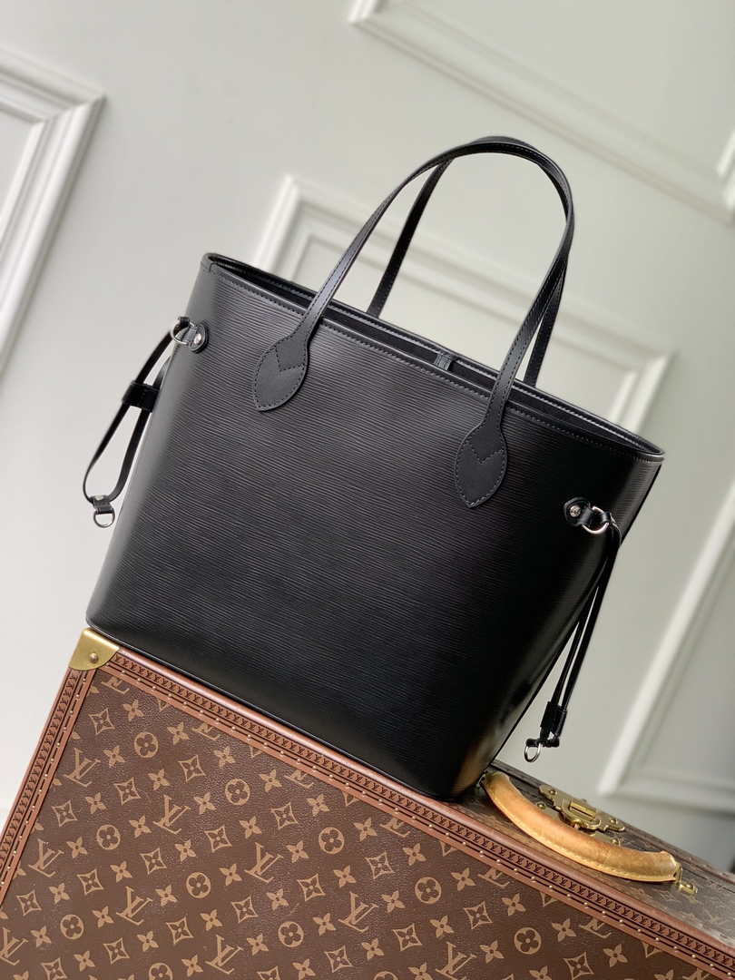 Louis Vuitton Neverfull MM Bag M11930 Black Epi grained leather
