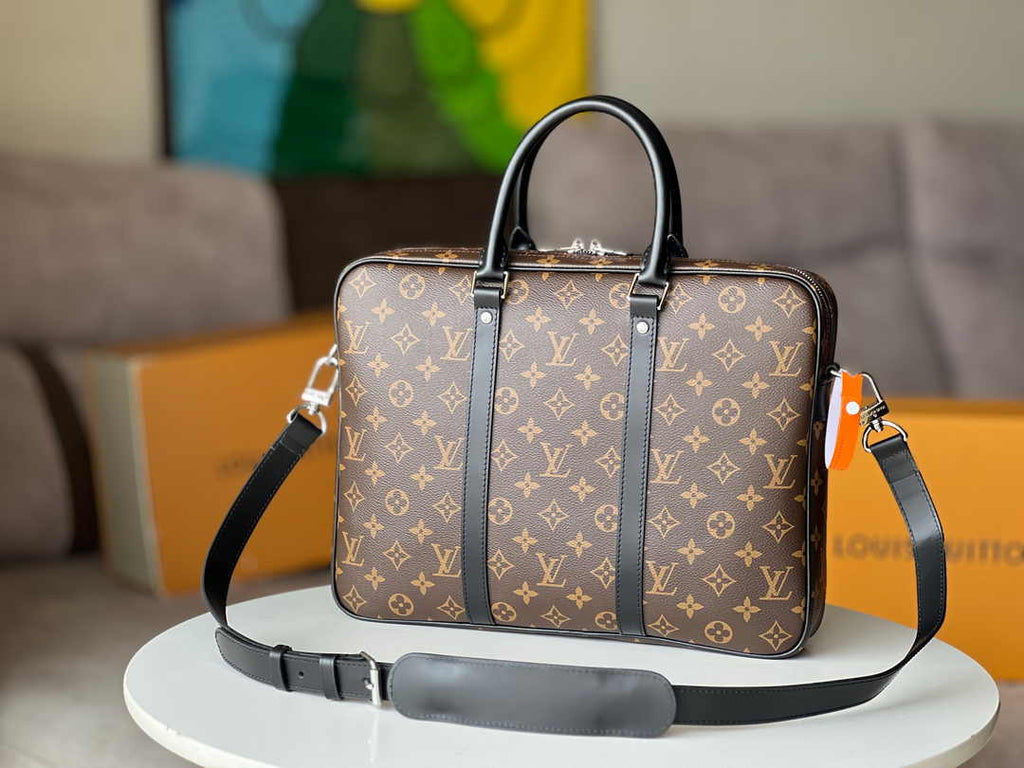 Louis Vuitton Porte-Documents Voyage PM M46457 Monogram - Default Title - View 1