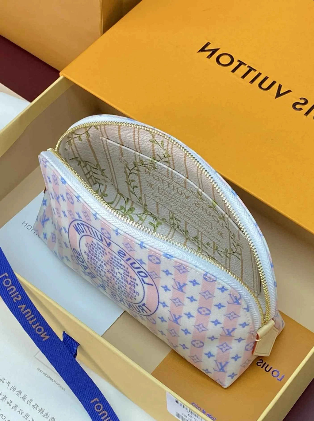Louis Vuitton Pochette Cosmétique PM Bag - M28679 Blue