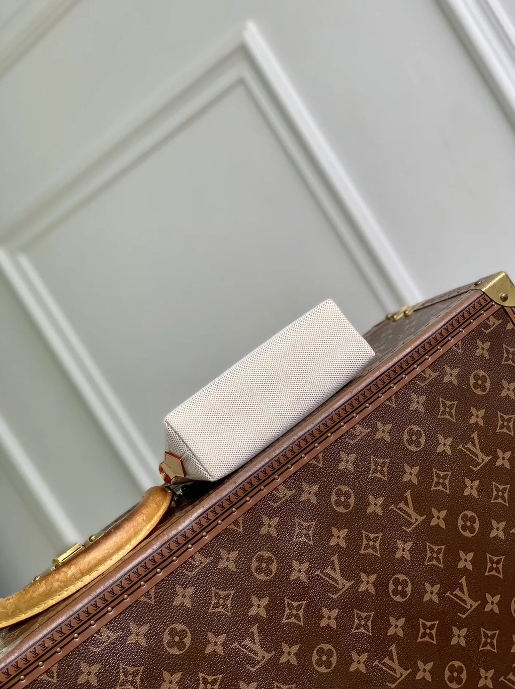 Louis Vuitton Pochette Cosmétique PM Bag M29529