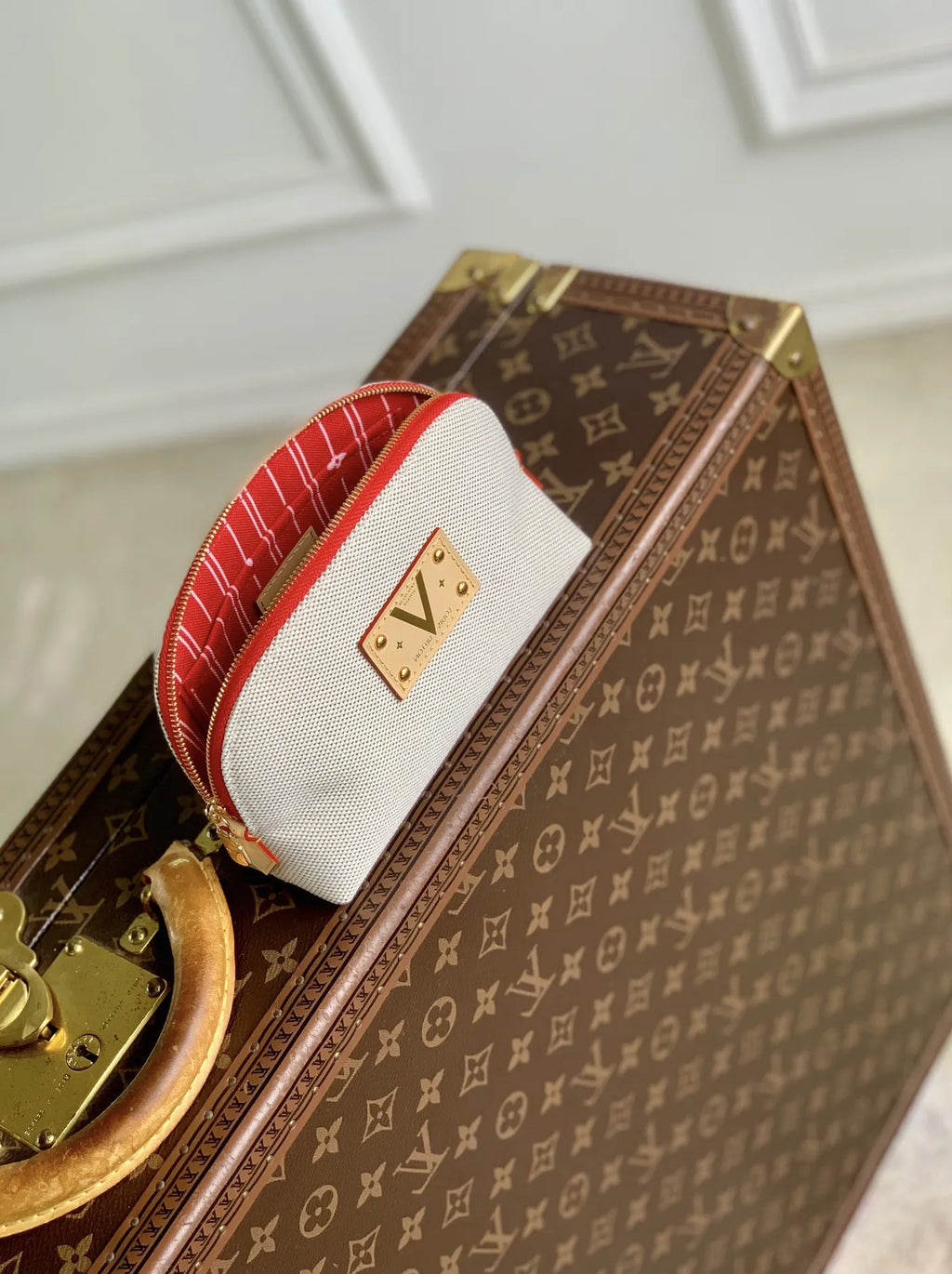 Louis Vuitton Pochette Cosmétique PM Bag M29529
