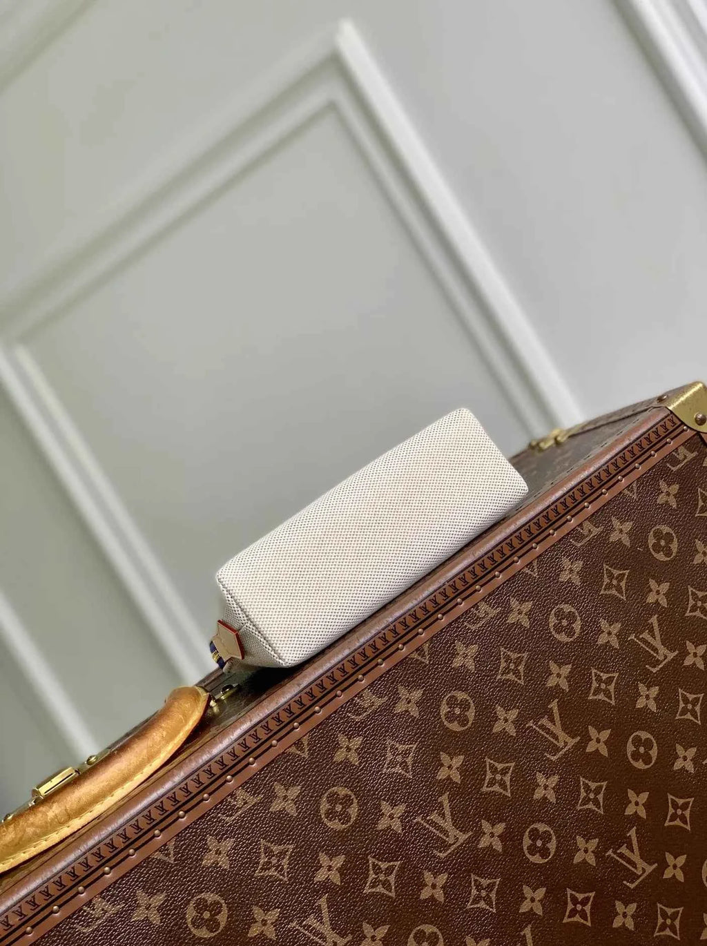 Louis Vuitton Pochette Cosmétique PM Bag - M29529 Blue