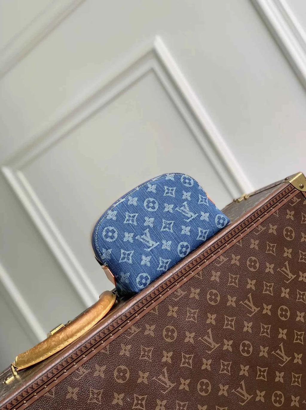 Louis Vuitton Pochette Cosmétique PM Bag - M28050 Blue