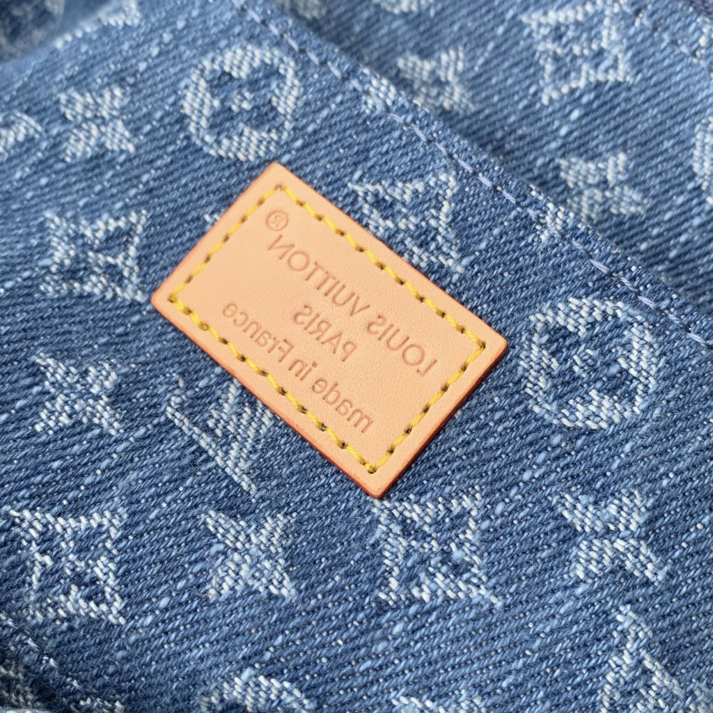 Louis Vuitton Pochette Cosmétique PM Bag - M28050 Blue