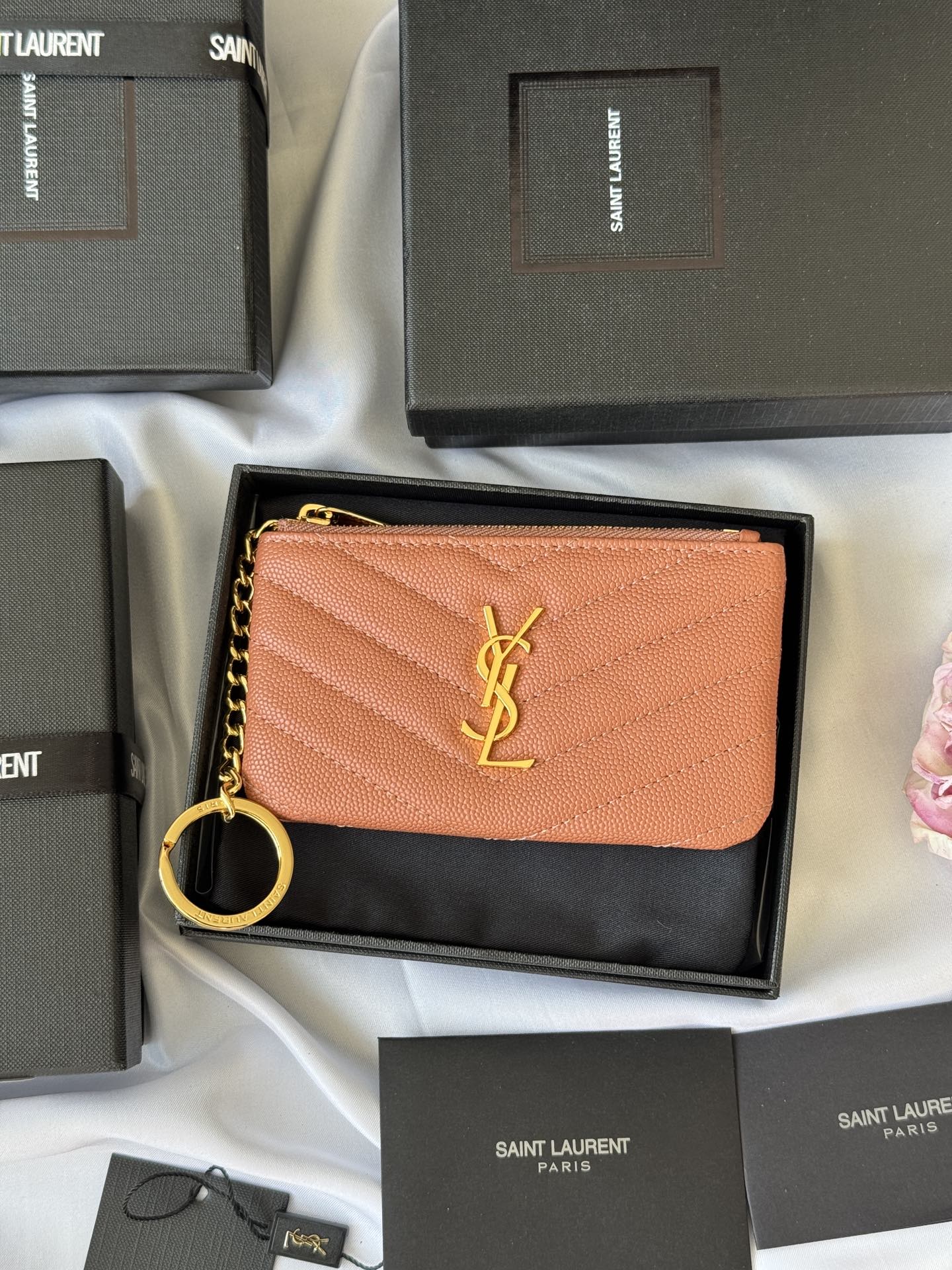Minimalist YSL key pouch black matelass¨¦ leather silver logo