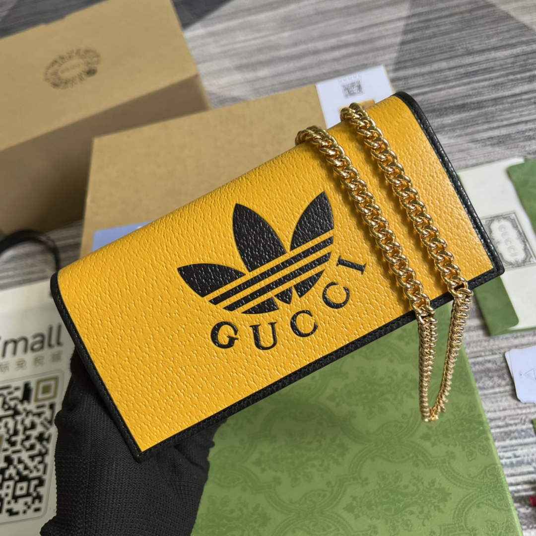 adidas x Gucci ‎621892 wallet with chain Off-black and yellow leather