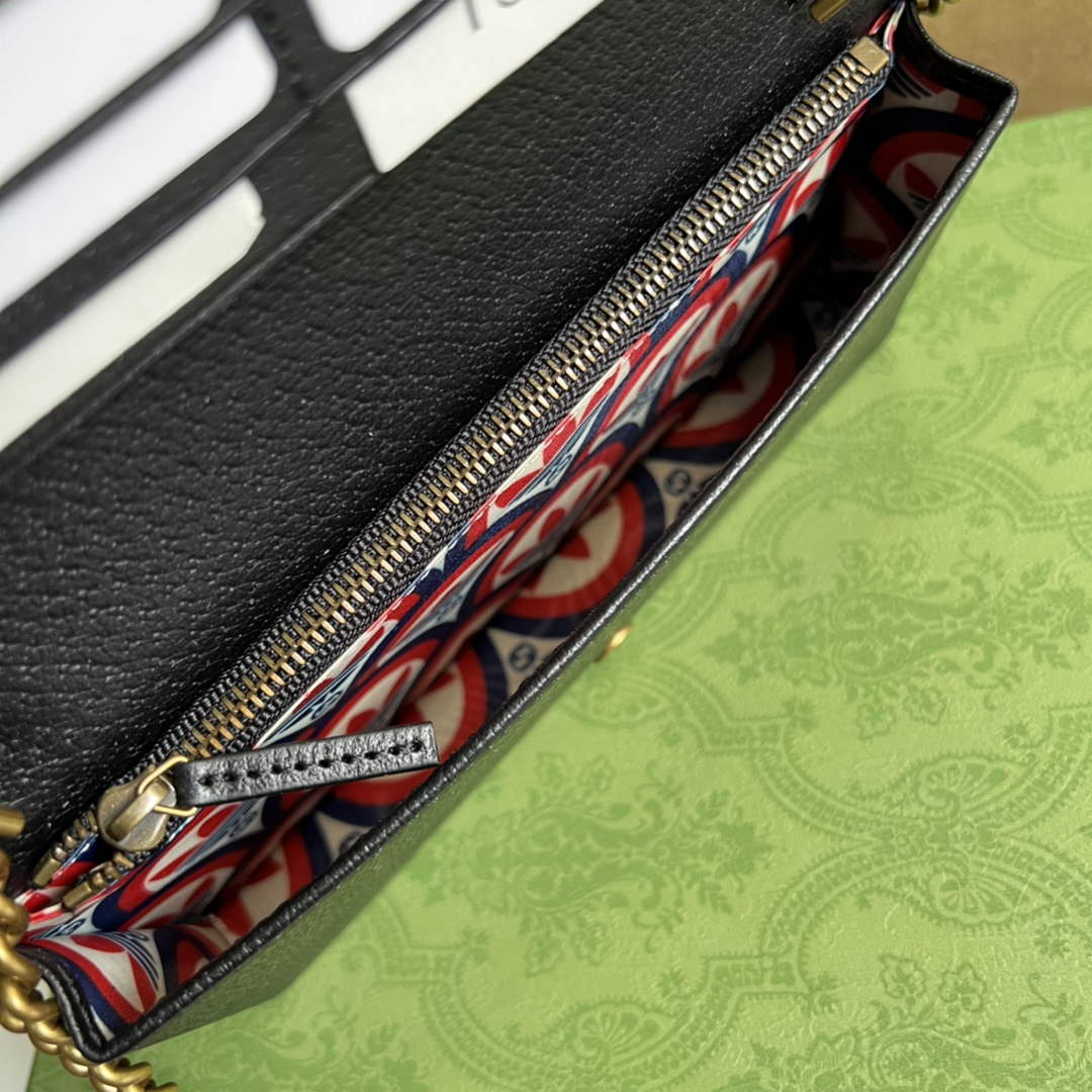 adidas x Gucci ‎621892 wallet with chain Off-white and black leather
