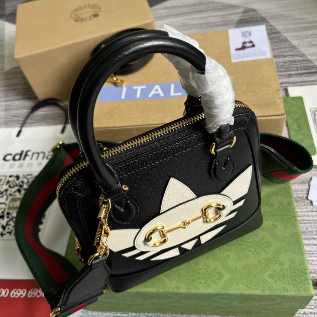adidas x Gucci 677212 Horsebit 1955 mini bag Black and white leather