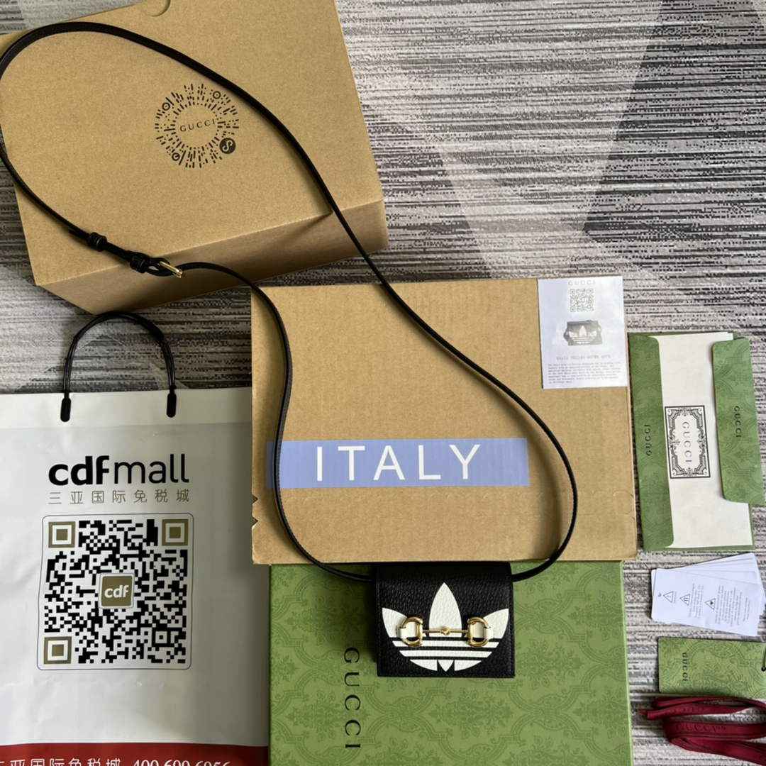 adidas x Gucci card case with Horsebit 702248 Black and off-white leather
