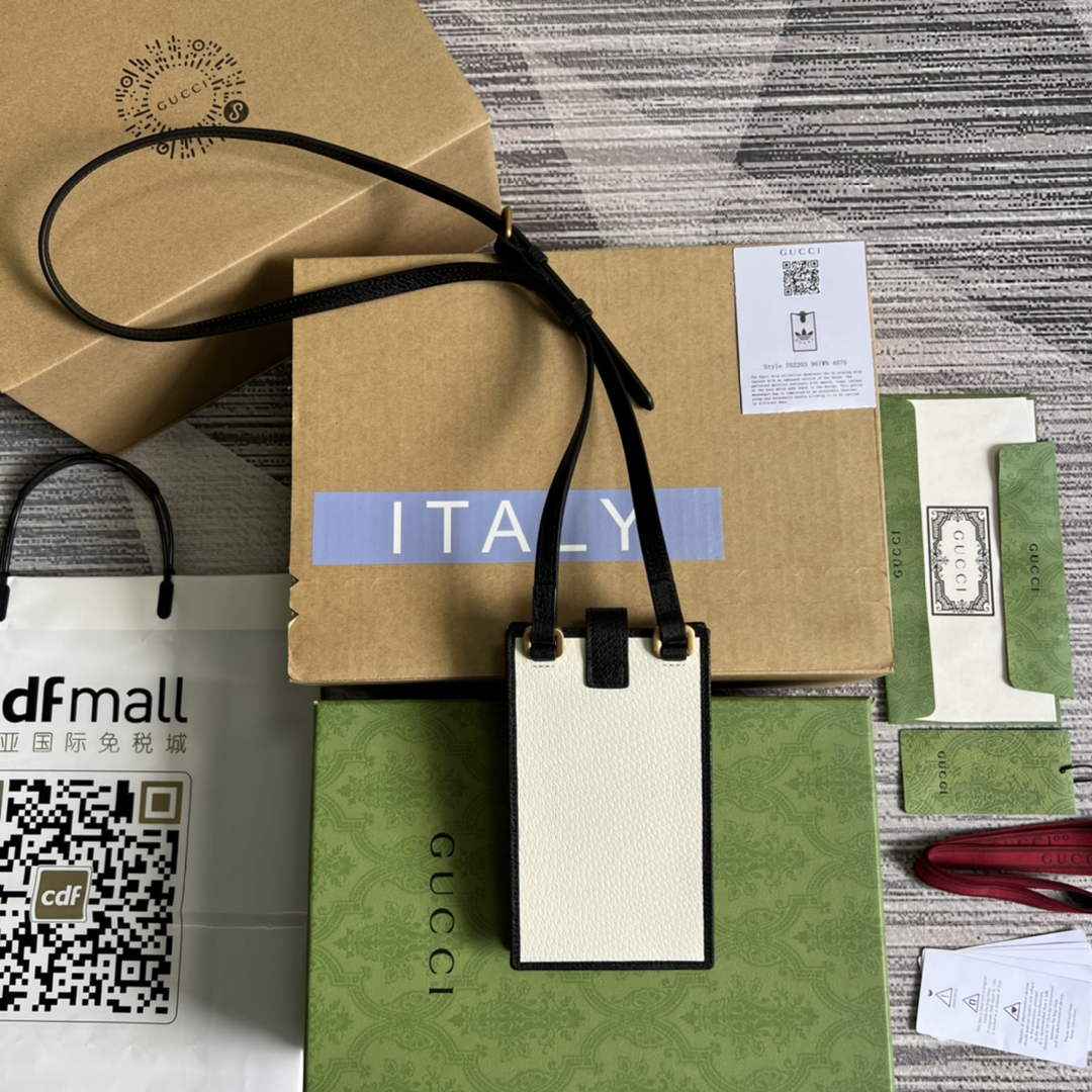 adidas x Gucci phone case 702203 Off-white and black leather