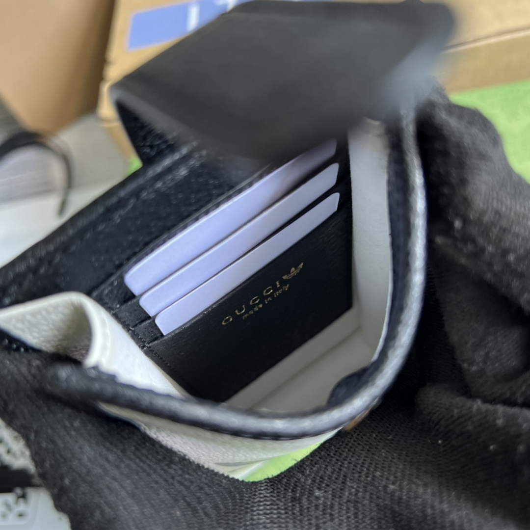 adidas x Gucci phone case 702203 Off-white and black leather