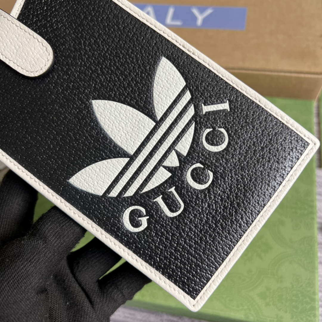 adidas x Gucci phone case 702203 Black and off-white leather