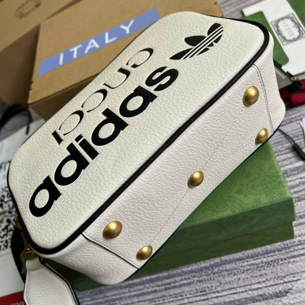 adidas x Gucci small shoulder bag 702427 White leather