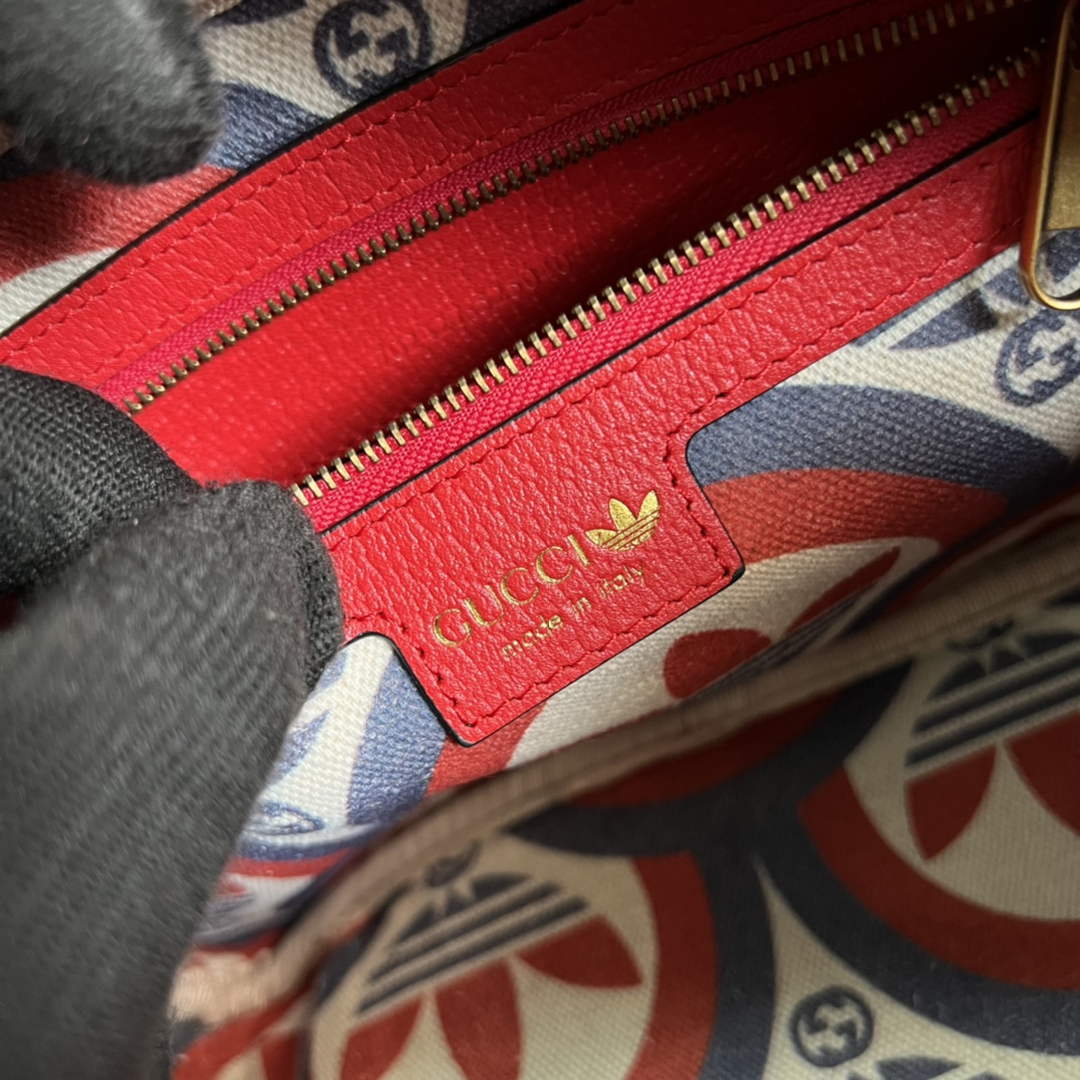 adidas x Gucci small shoulder bag 702427 Red leather