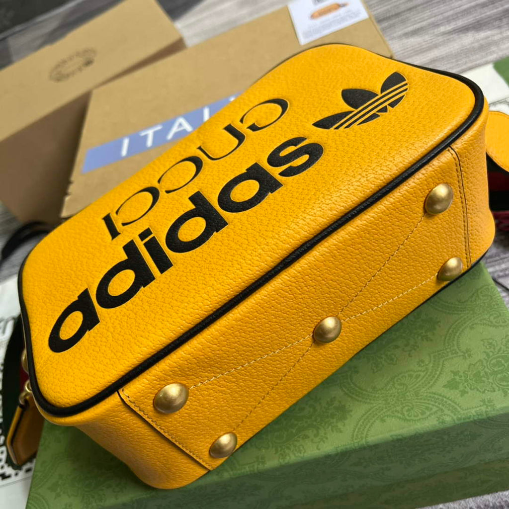 adidas x Gucci small shoulder bag 702427 Yellow leather