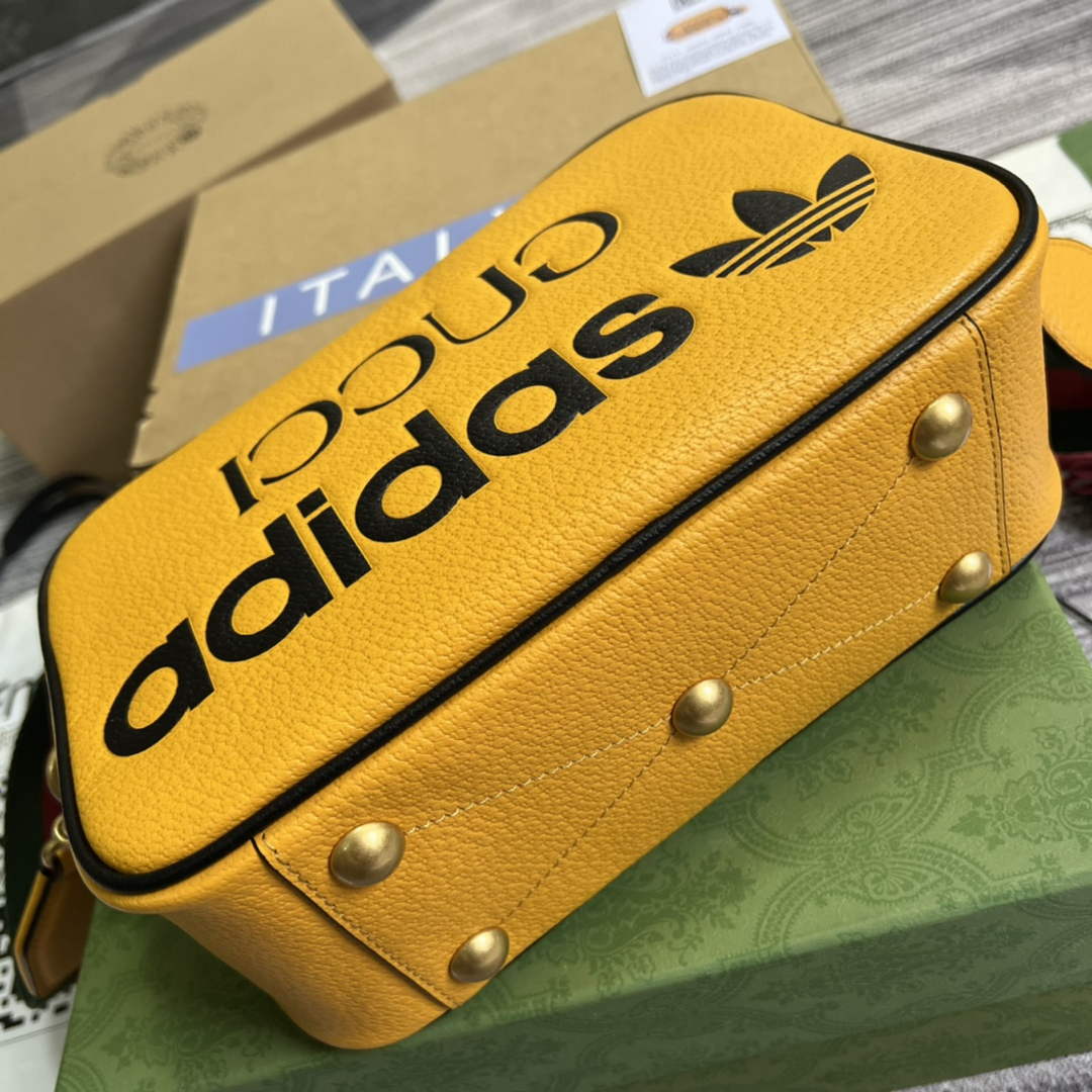 adidas x Gucci small shoulder bag 702427 Yellow leather