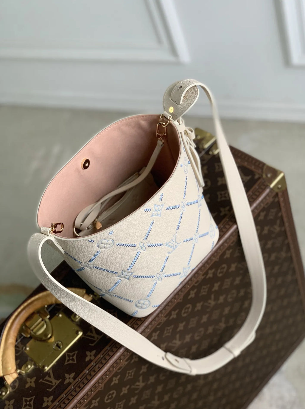 Louis Vuitton All In BB Bag, M28910 Quartz Couture Cowhide leather