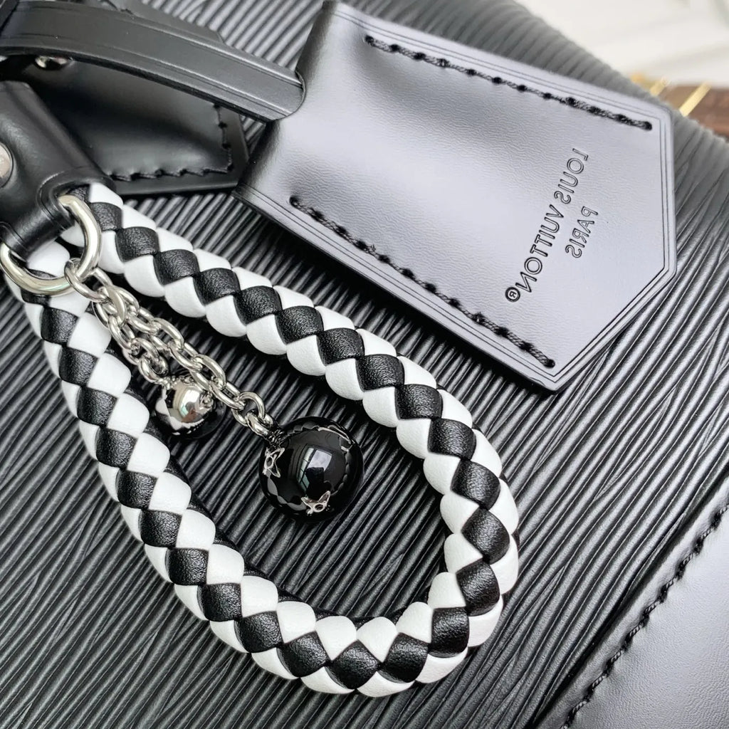 Louis Vuitton Alma BB Bag, M29125 Black Cowhide leather