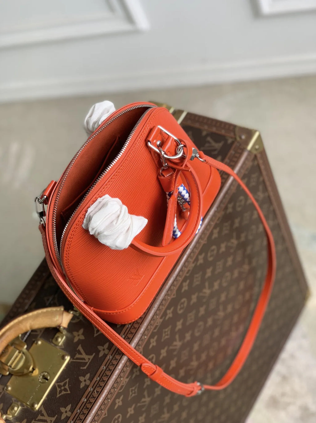 Louis Vuitton Alma BB Bag, M28903 Orange California Cowhide leather