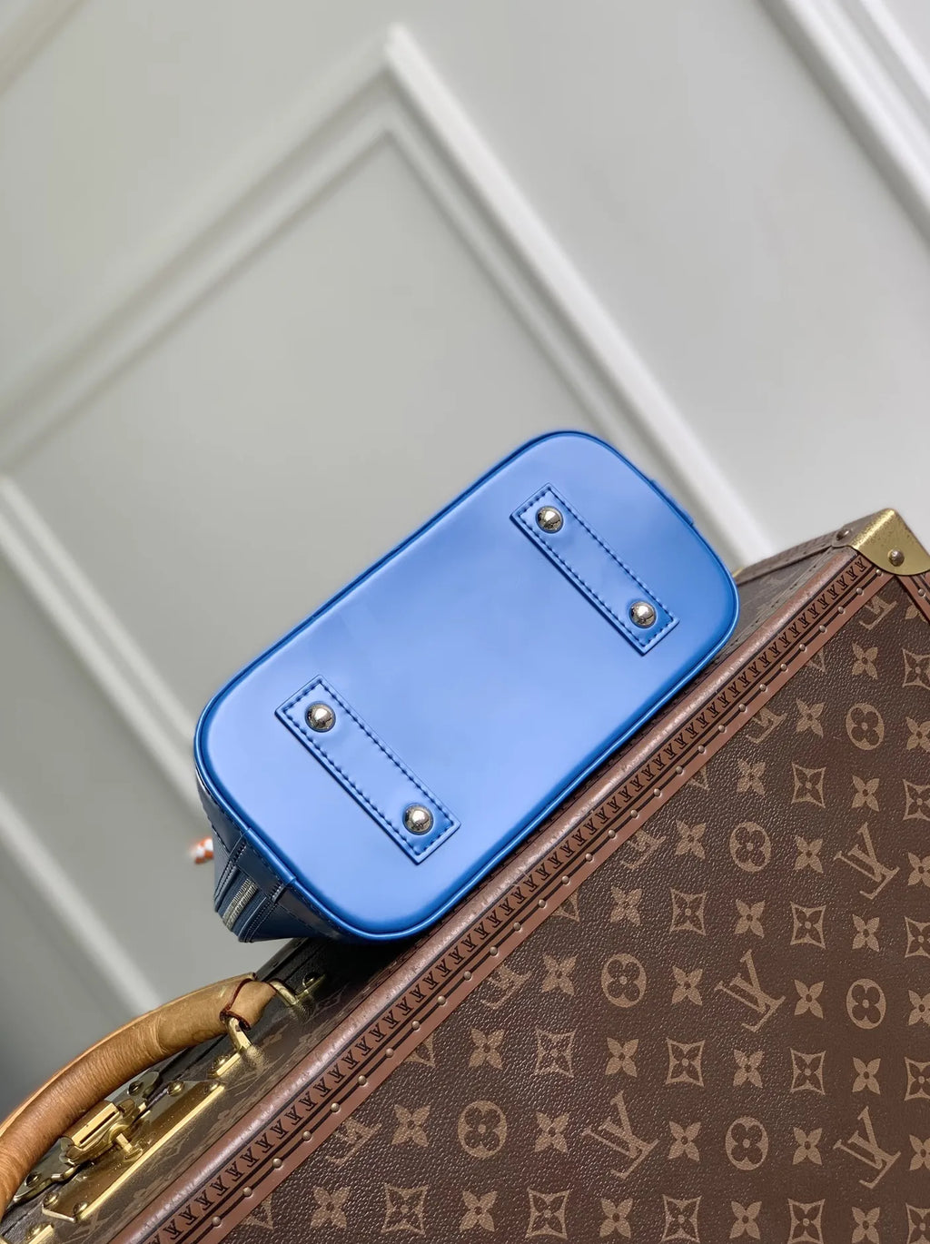 Louis Vuitton Alma BB Bag, M29125 Ocean Blue Cowhide leather