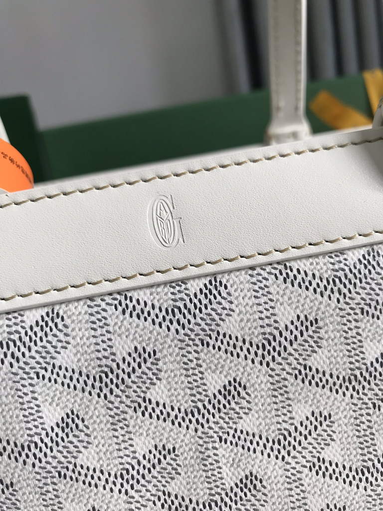 Goyard Bellechasse Biaude PM Tote Bag, GY020161 White Canvas