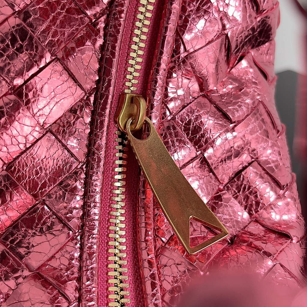 Bottega Veneta 651876 Mini Jodie top handle bag Lambskin Pink