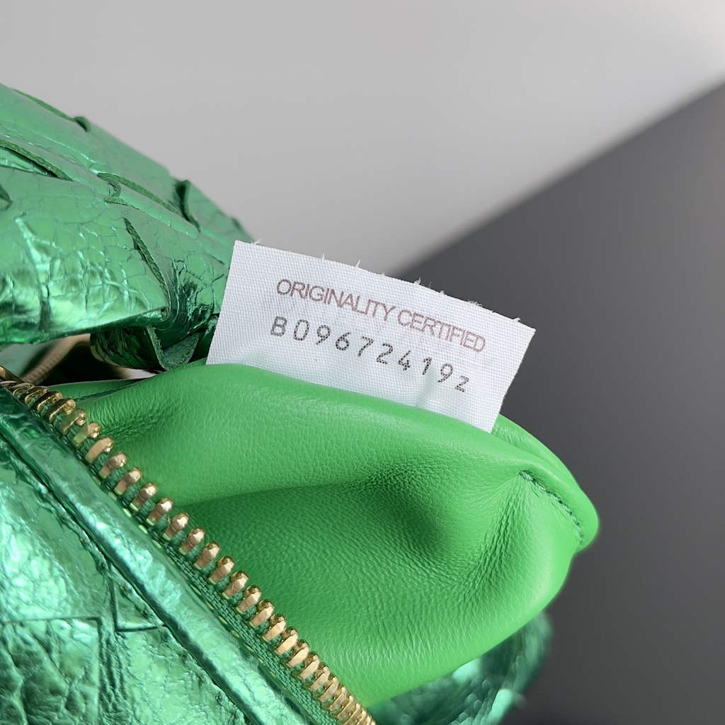 Bottega Veneta 651876 Mini Jodie top handle bag Lambskin Green