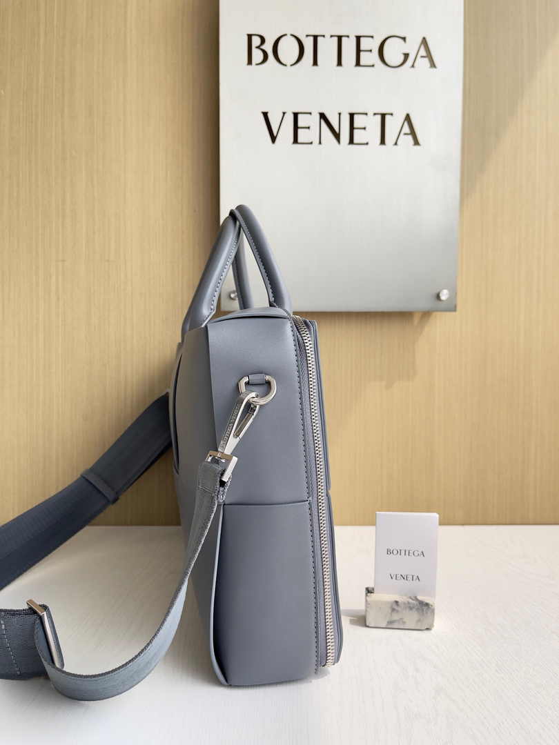 Bottega Veneta Arco Briefcase 680120 Intreccio leather Gray