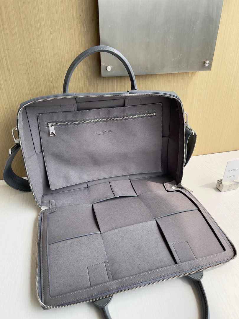 Bottega Veneta Arco Briefcase 680120 Intreccio leather Gray