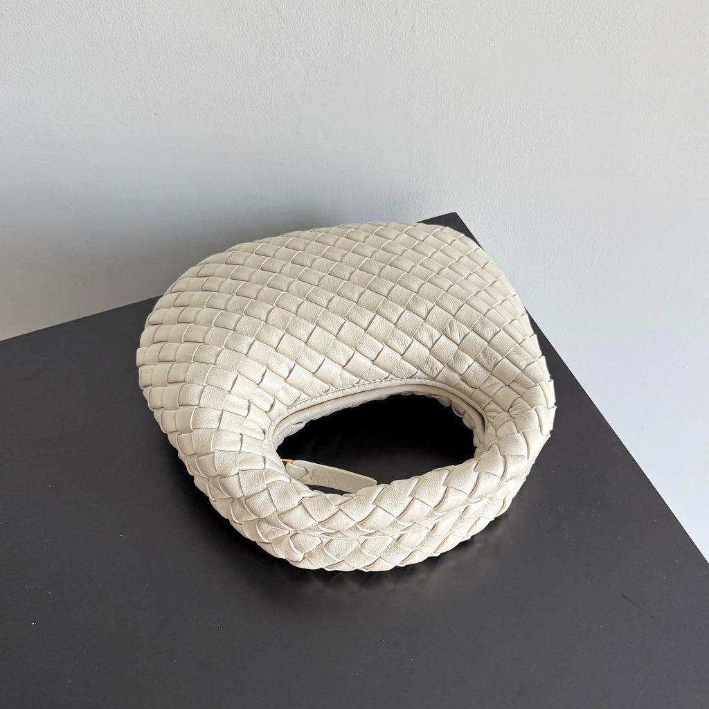 Bottega Veneta Baby Veneta 867031 in Beige