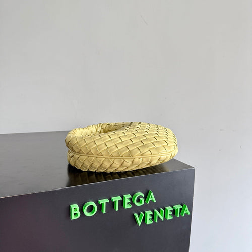 Bottega Veneta Baby Veneta 867031 in Yellow