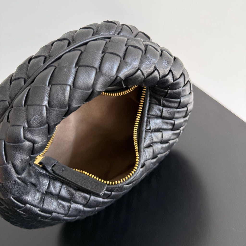 Bottega Veneta Baby Veneta 867031 in Black