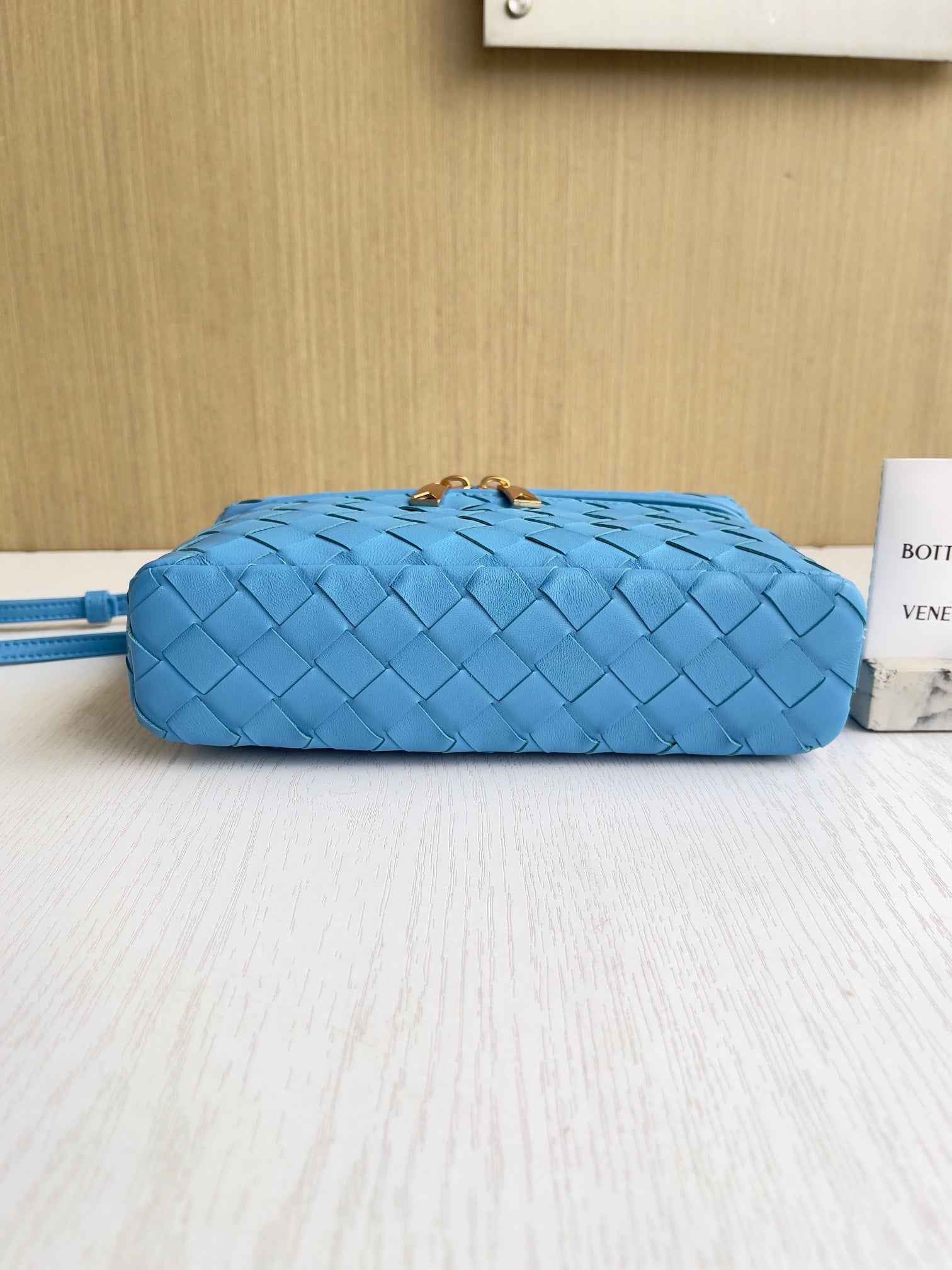 Bottega Veneta Bang Bang Vanity Case 789109 Blue